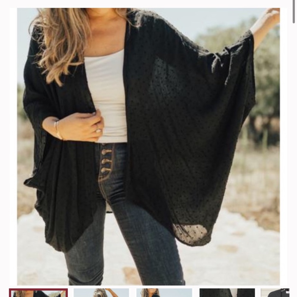 Carly Jean Los Angeles kimono- large
